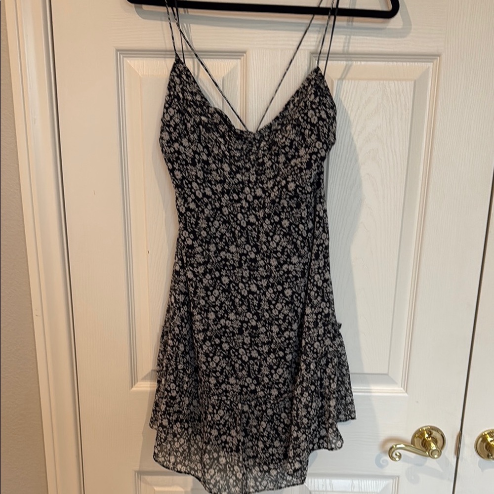 Abercrombie & Fitch Floral Black and White Spaghetti Strap Tie back Dress